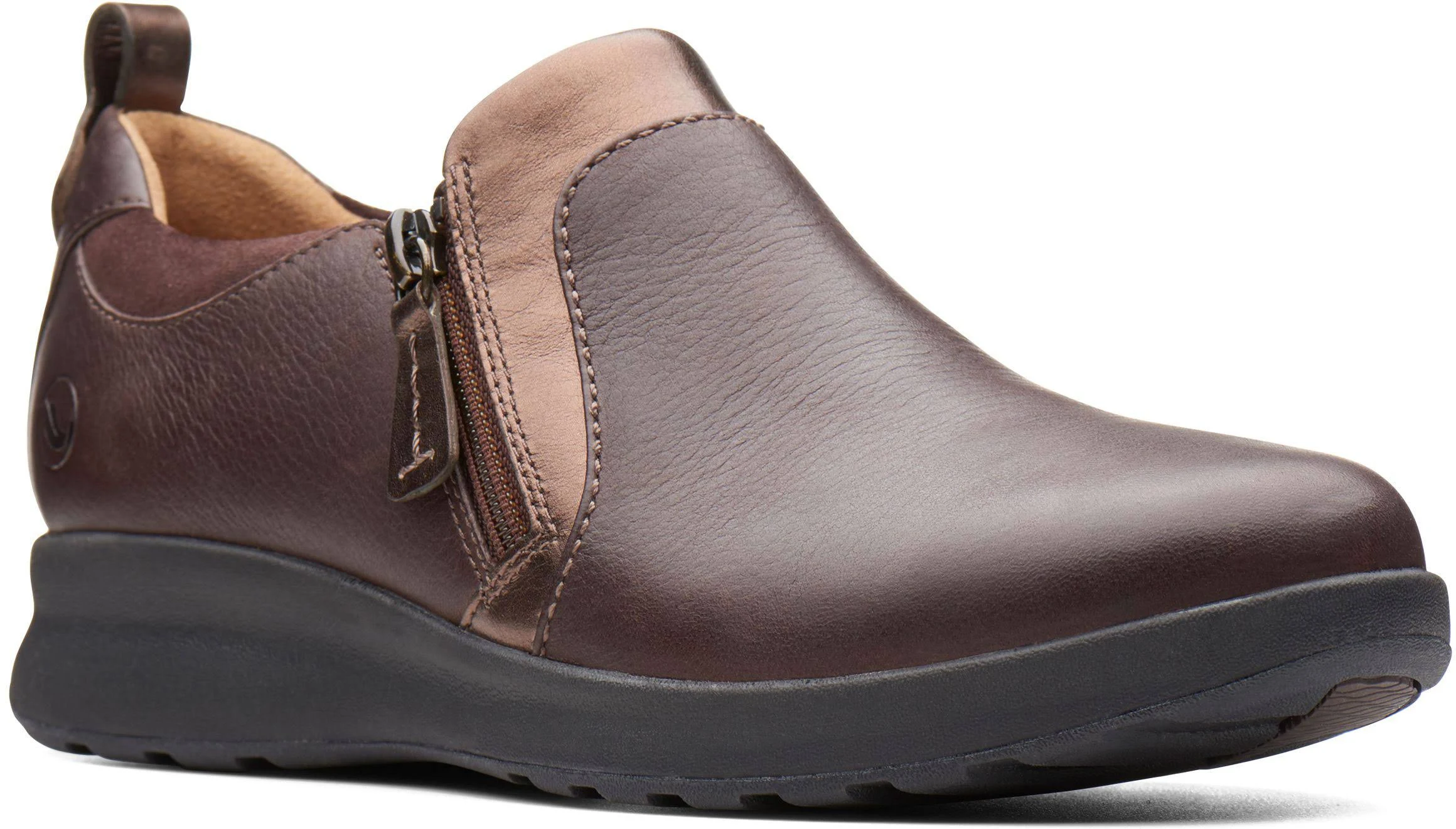 Clarks Un Adorn Zip 12 Women s Dark Brown 48.93